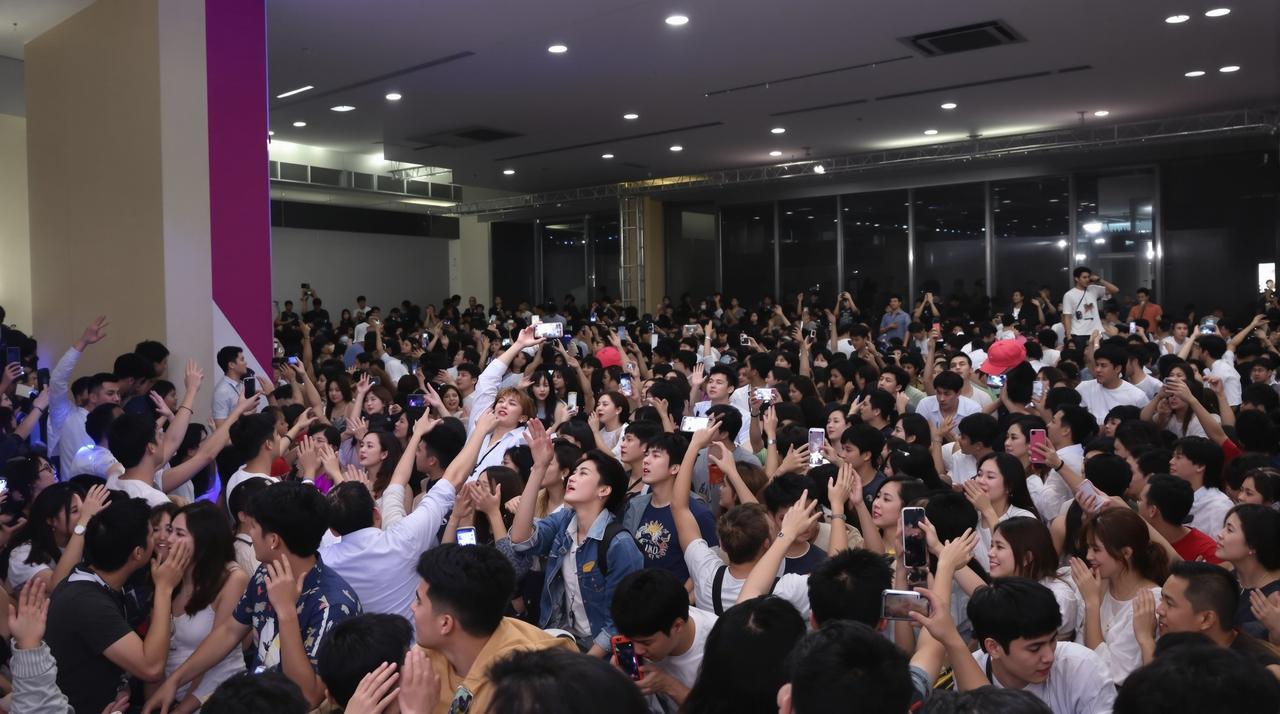 九色视频2026年度影迷见面会